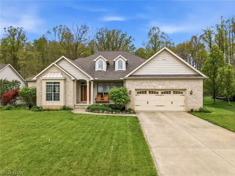 12355 Summerwood Dr, Concord Twp, OH 44077