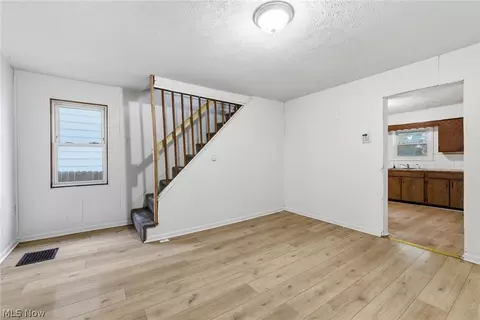 Entry Way - 229 E 1st St, Mansfield, OH 44902 photo 1 of 1