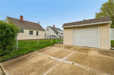 599 E 250th St, Euclid, OH 44132 photo 36