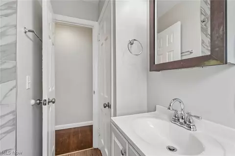 599 E 250th St, Euclid, OH 44132 photo 22