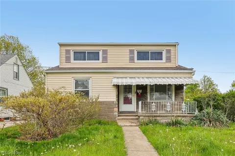 599 E 250th St, Euclid, OH 44132