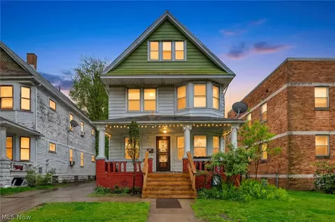 6808 Lansing Ave, Cleveland, OH 44105