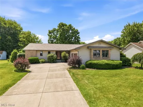 358 Tessa Pl, Cortland, OH 44410