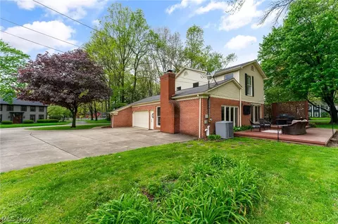 Exterior - 4207 Stratford Rd, Boardman, OH 44512 photo 9 of 9