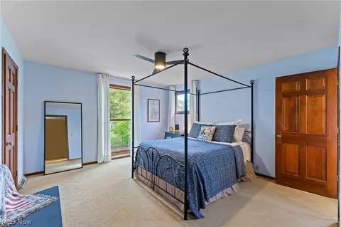 Bedroom - 4207 Stratford Rd, Boardman, OH 44512 photo 4 of 4