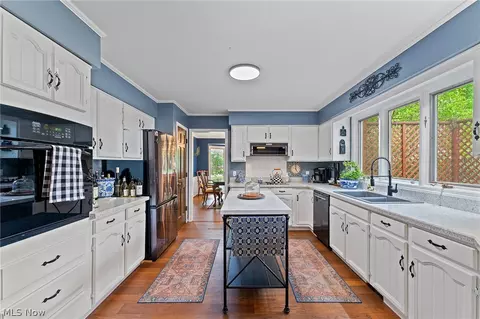 Kitchen - 4207 Stratford Rd, Boardman, OH 44512 photo 1 of 3