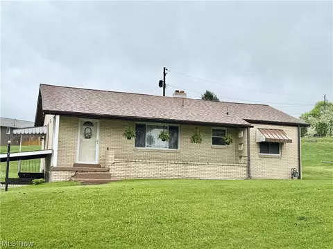 582 Pond, East Liverpool, OH 43920