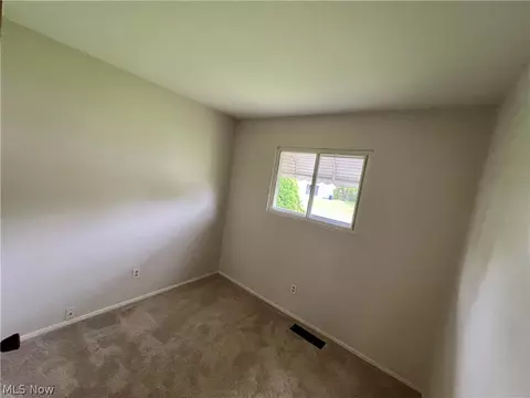 4135 Sabin Dr, Rootstown, OH 44272 photo 22