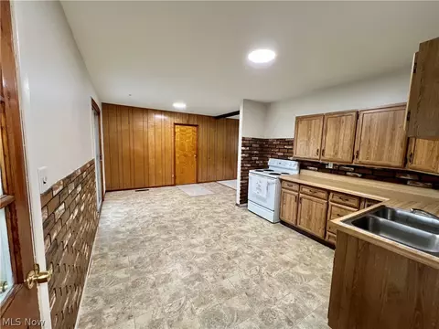 4135 Sabin Dr, Rootstown, OH 44272 photo 7