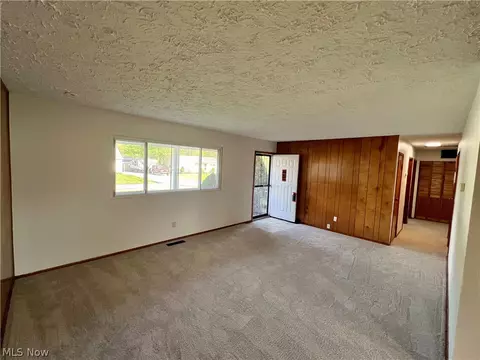 4135 Sabin Dr, Rootstown, OH 44272 photo 5