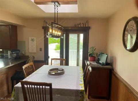 Dining - 447 W Omar St, Struthers, OH 44471 photo 1 of 2