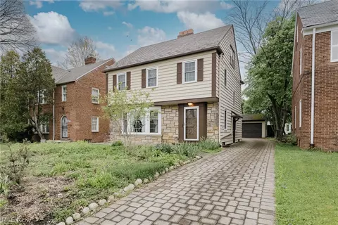 3675 Avalon Rd, Shaker Heights, OH 44120