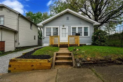 1465 Laffer Ave, Akron, OH 44305