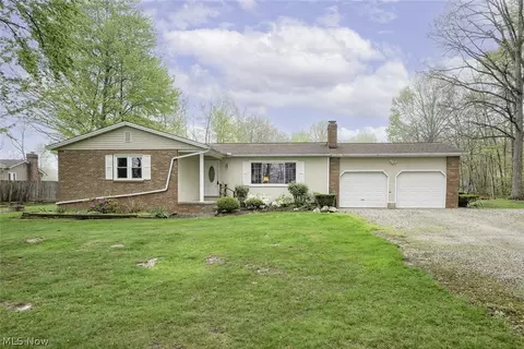 8365 Coon Club Rd, Medina, OH 44256