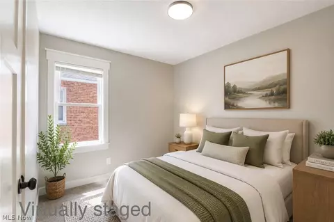 Bedroom - 37 Arlington Cir, Wickliffe, OH 44092 photo 5 of 7