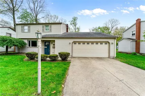 6259 Appleridge Dr, Boardman, OH 44512