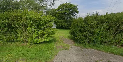 554 S 610 S Chillicothe Rd, Aurora, OH 44202