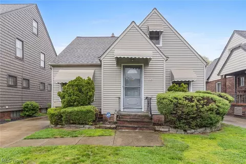 145 E 190th St, Euclid, OH 44119