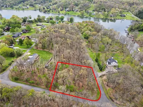 9016 N 9030 N Yuma Trl, Negley, OH 44441