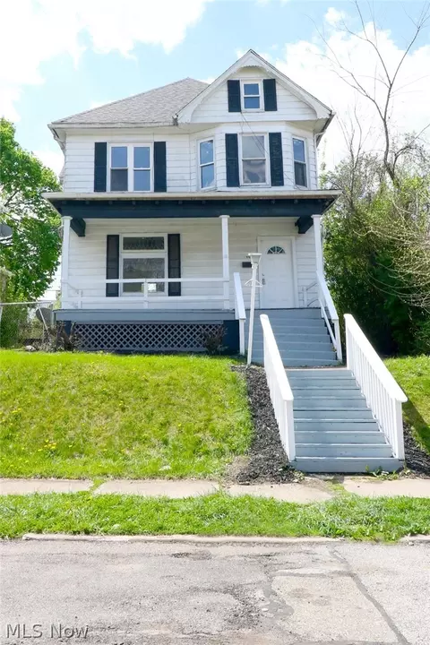 1336 Oregon Ave, Steubenville, OH 43952