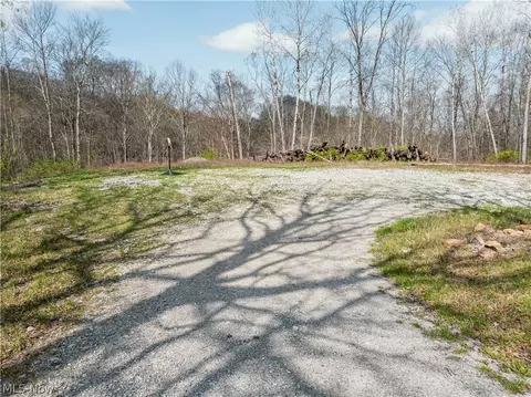 E Captina Highway Road, Alledonia, OH 43902