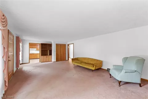 1304 E 2nd St, Dover, OH 44622 photo 4
