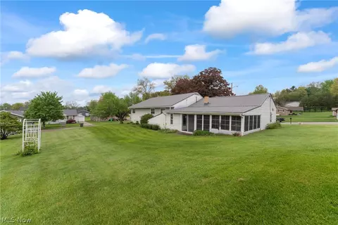 1304 E 2nd St, Dover, OH 44622 photo 2