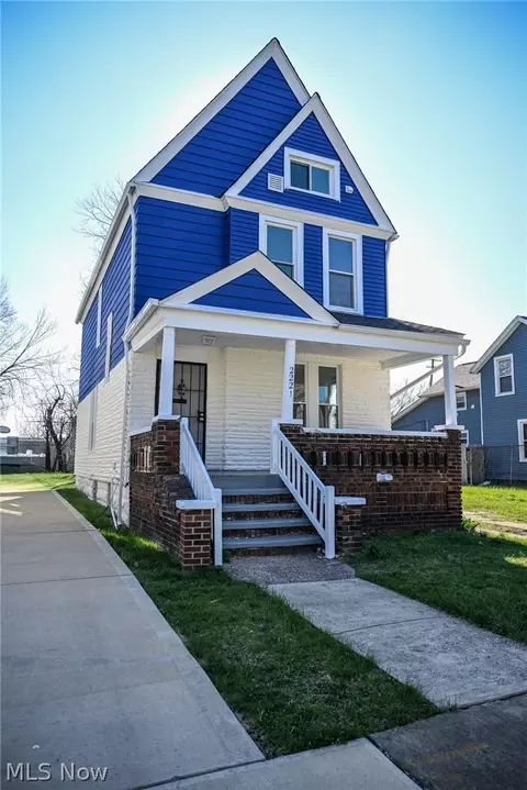 2221 E 97th St, Cleveland, OH 44106
