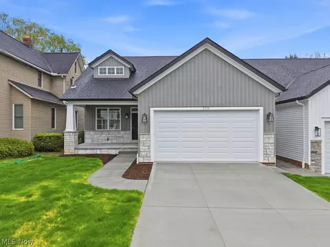 7133 Marcelline Ct, Cleveland, OH 44125