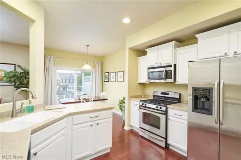 Kitchen - 438 Turner Dr, Copley, OH 44321 photo 1 of 2