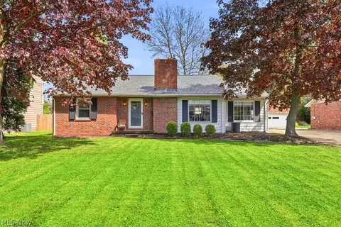 2985 Vincent Rd, Silver Lake, OH 44224