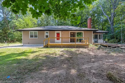 7185 Maple St, Mentor, OH 44060