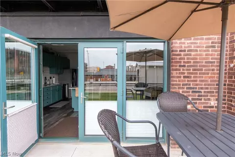 401 W Shoreline Dr #101, Sandusky, OH 44870