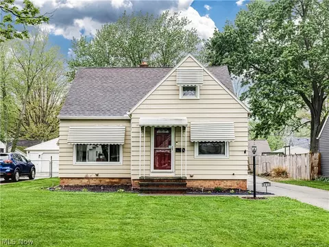 6932 Greenleaf Ave, Parma Heights, OH 44130
