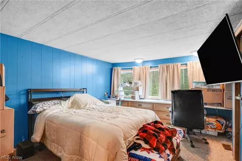 Bedroom - 171 Brook Dr, Brookfield, OH 44403 photo 1 of 1