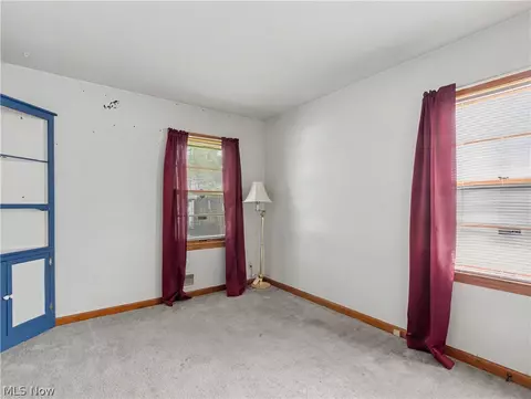 717 Columbia Ave, Akron, OH 44310 photo 18