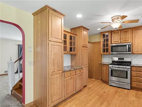 717 Columbia Ave, Akron, OH 44310 photo 12