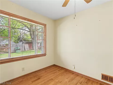 717 Columbia Ave, Akron, OH 44310 photo 13