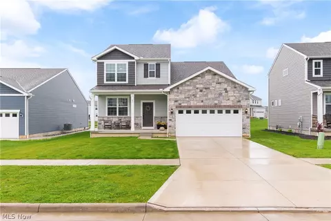 64 Brewster Dr, Tallmadge, OH 44278