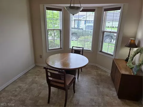 136 Haydens Arbor, Elyria, OH 44035 photo 7