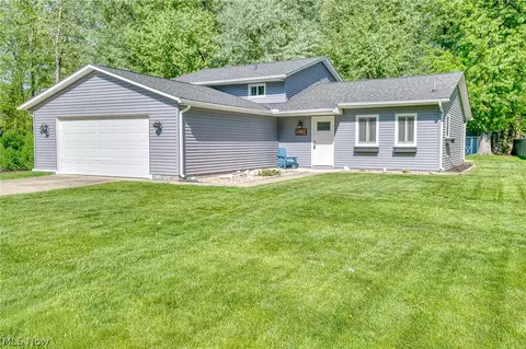 6483 Carter Blvd, Mentor, OH 44060