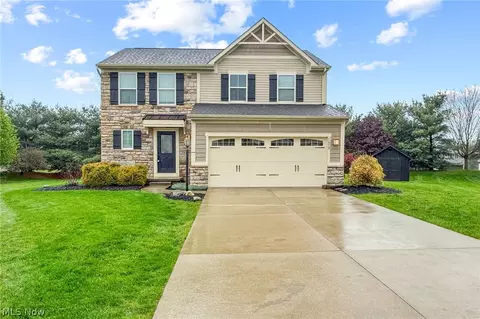 7679 Fiddler Court Cir NE, Canton, OH 44721