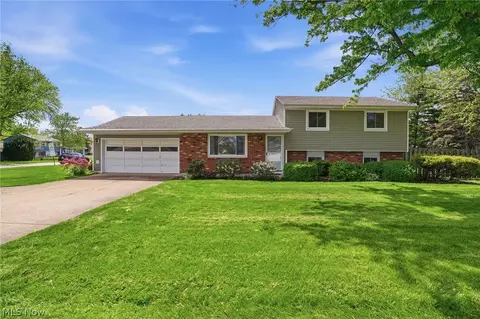 902 Cleveland Rd W, Huron, OH 44839