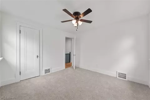 174 E 208th St, Euclid, OH 44123 photo 31
