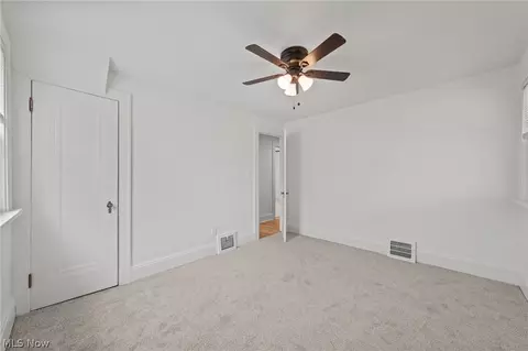174 E 208th St, Euclid, OH 44123 photo 35