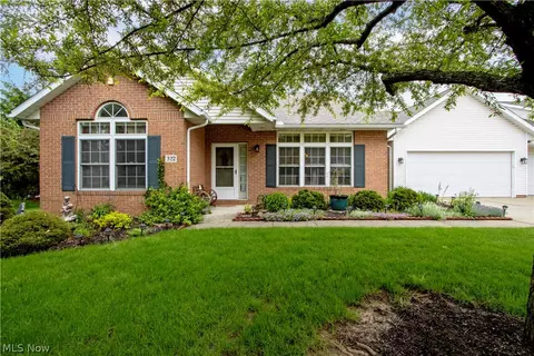 2457 Barrington Way #322, Wooster, OH 44691