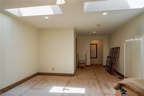Bedroom - 3908 River Rd, Vienna, WV 26105 photo 3 of 3