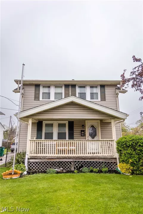 543 6th St, Fairport Harbor, OH 44077