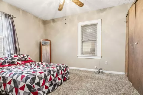 457 9th St, Elyria, OH 44035 photo 15