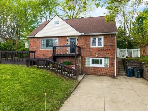 1588 Highview Ave, Akron, OH 44301